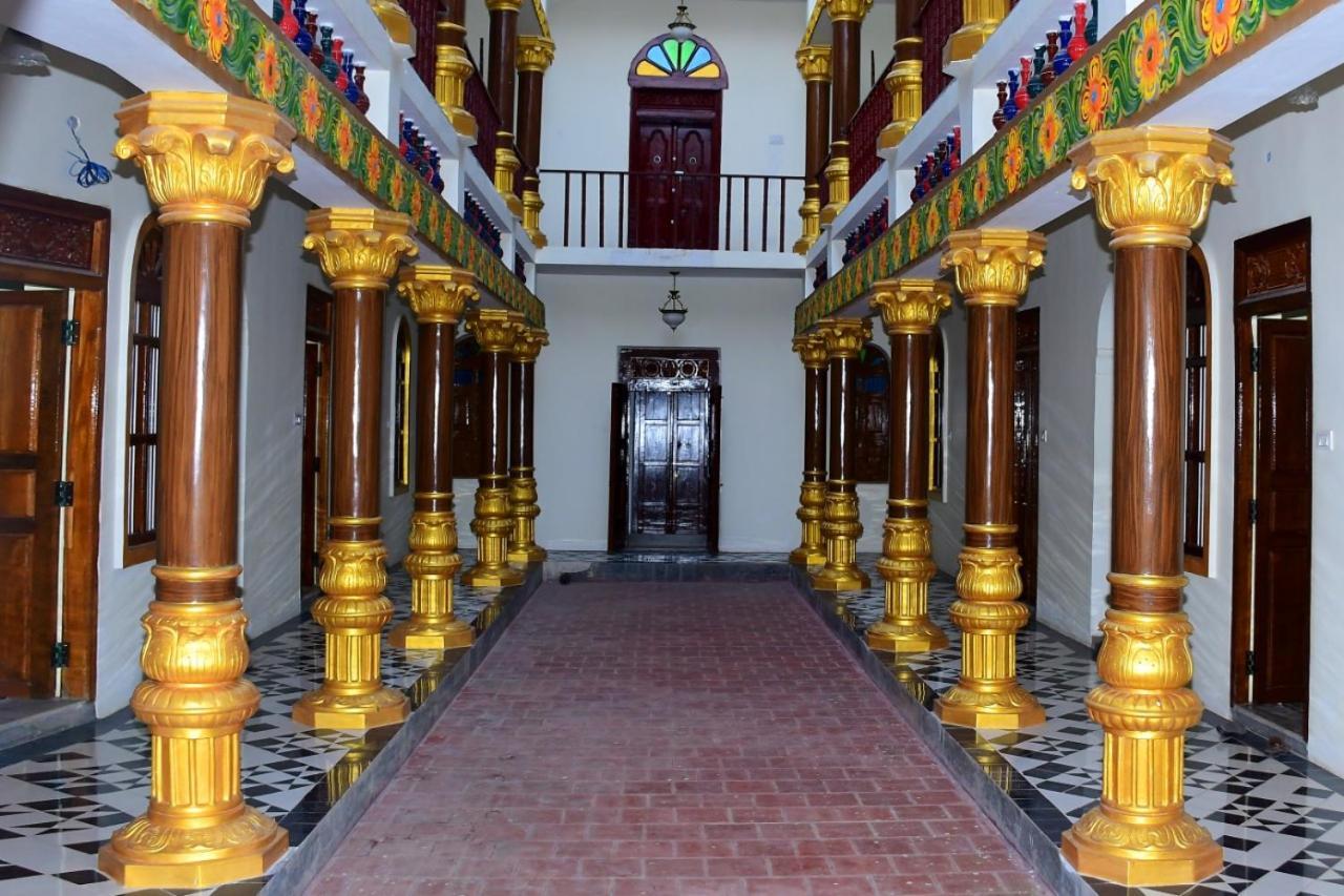 Chettinad Manor 호텔 Kānādukāttān 외부 사진